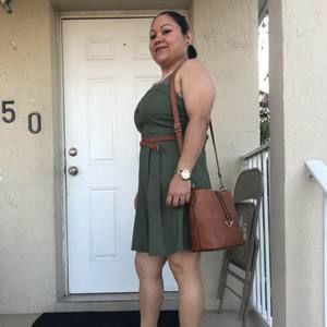 Meet your Posher, Juanita